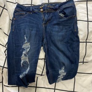 Skinny ripped curvy size 9 w29 L27 good condition supper comfy
